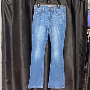 Bootcut Levi Jeans